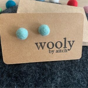 Earrings tourquoise wool stainless steel post made in Canada hagge Cabincore